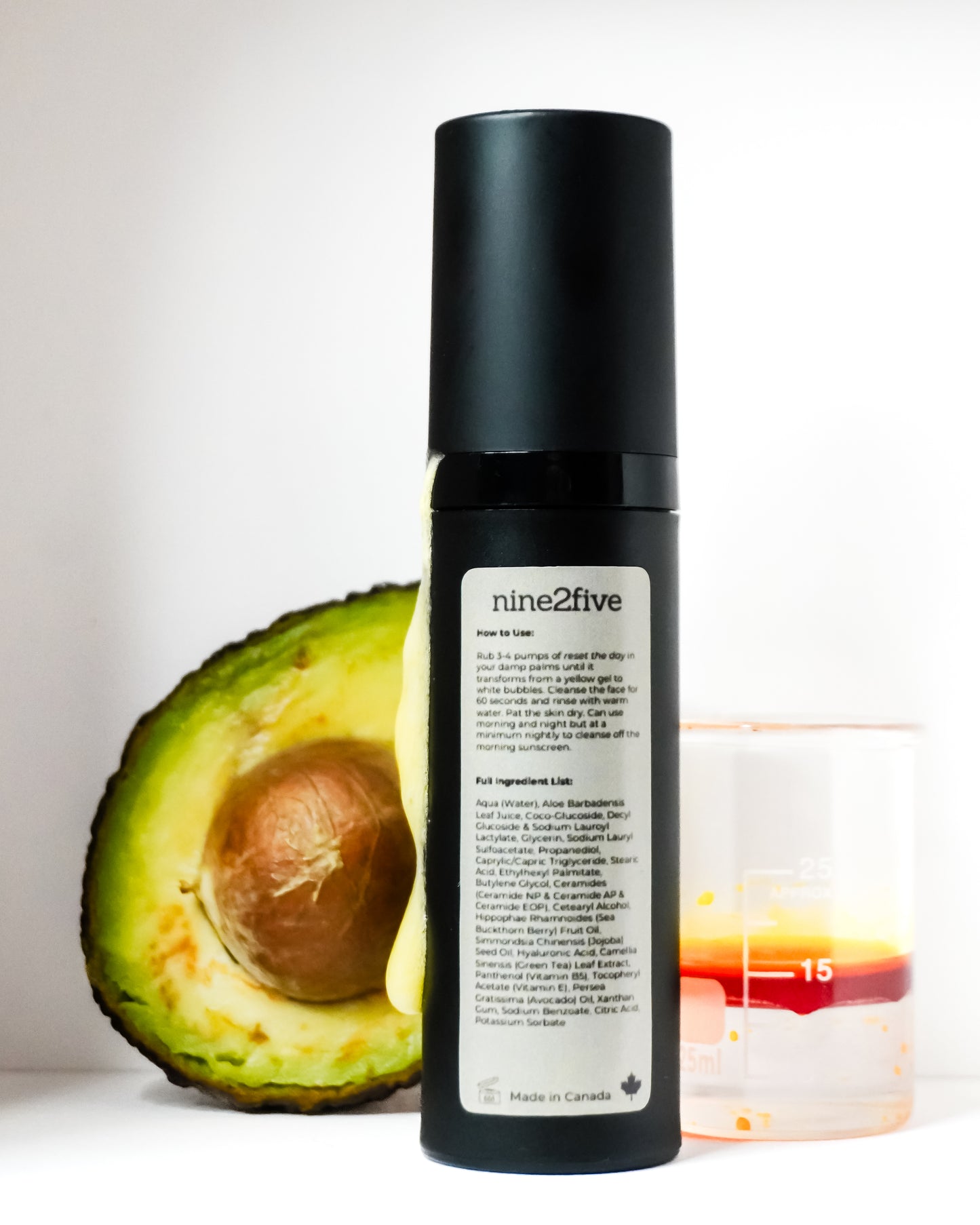 reset the day - 2 in 1 hydrating serum foaming cleanser