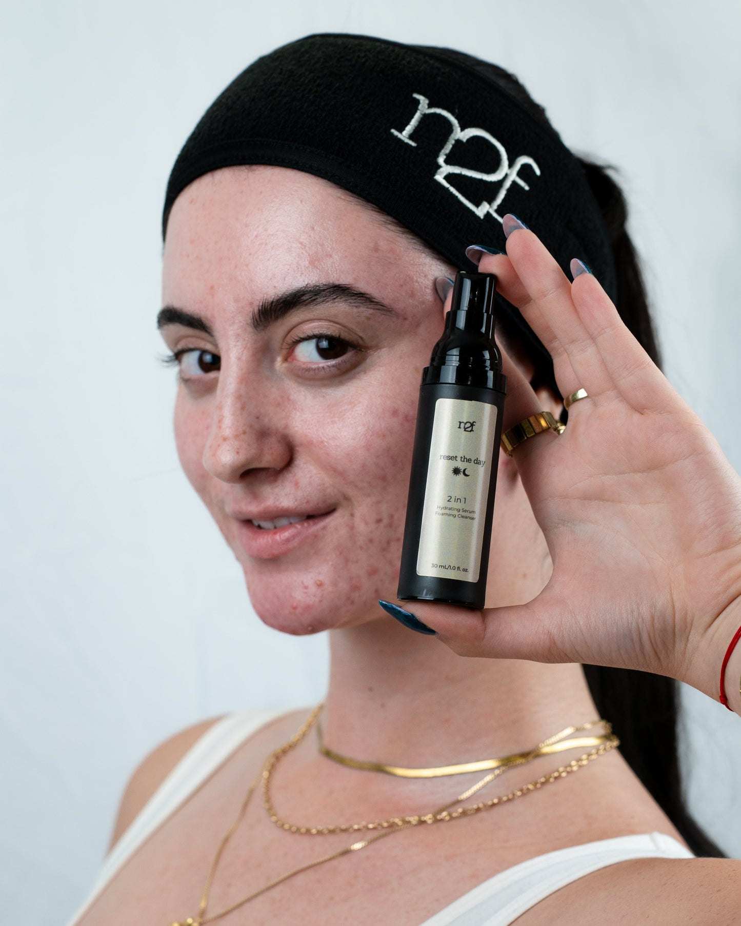 reset the day - 2 in 1 hydrating serum foaming cleanser
